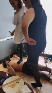 【乐爷】精彩-双S-餐厅粗口调教 G-210802-30_绳艺库视频下载