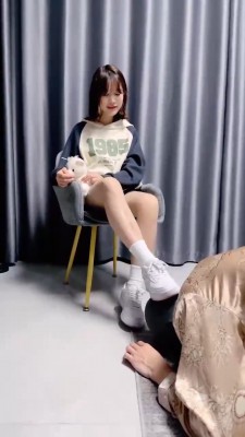 【狗哥】学生S小白鞋白袜辱狗 bf20711_绳艺库视频下载