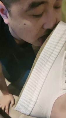 套路直播视频【诺诺子】强制舔超脏鞋底/踩踏裸足深喉 bf26485_绳艺库视频下载