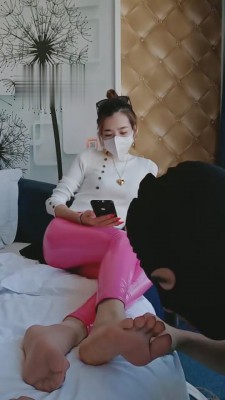 【多多】剧情-上级领导沦为狗【续集】 bf5105_绳艺库视频下载