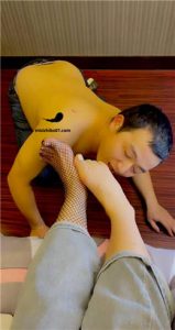 套路直播视频【KKS】沉浸式舔专场 JS23021302_绳艺库视频下载