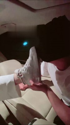 【嘉文】车内恋足舔脚专场 bf16478_绳艺库视频下载