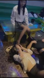 【心雅S】KTV群调群虐【四视角版】 bf21792_绳艺库视频下载