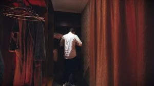 『奴隶岛』—服装店刺激高跟踩踏_绳艺库视频下载