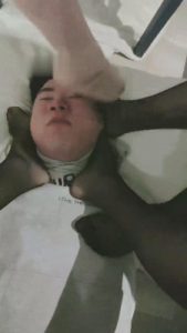 【00后南茜s】3S脚耳光/恋足踩踏 bf10126_绳艺库视频下载