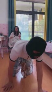 【Lisa】超艺术惩罚偷懒家奴 bf13851_绳艺库视频下载