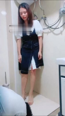 【婷婷】七夕厕所圣水羞辱绿帽奴 bf13843_绳艺库视频下载