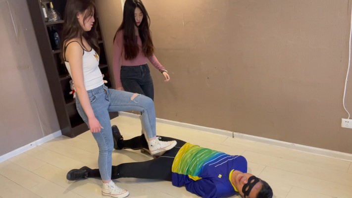 【蛋碎娇娃】『超S·联盟』怒惩夜跑搭讪男 YC-220915-2_绳艺库视频下载