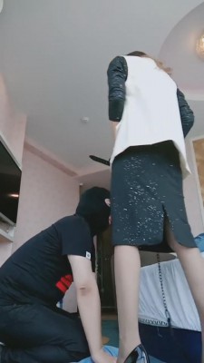 【多多】剧情-猥琐抖M男缠上我 bf5063_绳艺库视频下载