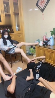 【丞丞】带素人姐妹玩私奴【完整版】 bf1113_绳艺库视频下载