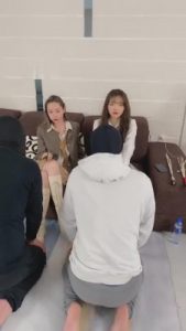 【二宝】JK萌新素人开发全套圣水口水舔脚 bf8246_绳艺库视频下载