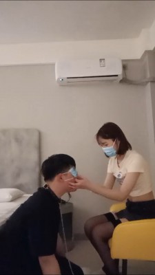 套路直播视频【小妈】后妈疯狂恋足调 bf23776_绳艺库视频下载