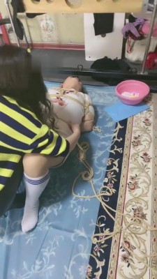 【薇薇】给闺蜜体验捆绑 bf6065_绳艺库视频下载