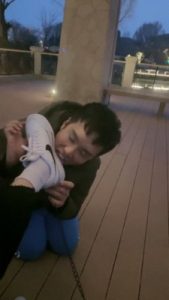 套路直播视频【桃幼幼】夜跑女神户外调-舔脏鞋/骑马/嘴塞袜子关狗笼 bf26097_绳艺库视频下载