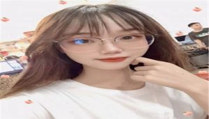 【00后小宛】小宛早期高跟鞋，裸足踩踏_绳艺库视频下载