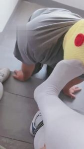 【美柠S】楼道玩狗-清理脏鞋-浓痰鼻涕口水 bf3087_绳艺库视频下载