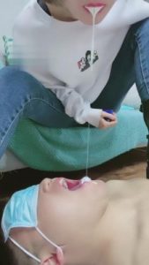 【梓晨】首次口水酸奶强制圣水 bf4079_绳艺库视频下载