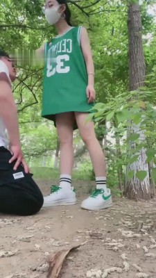 【罗宾】超美运动女神户外踩路人 bf11488_绳艺库视频下载