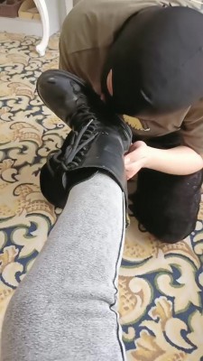 套路直播视频【多多】长靴S骑马/骑脖子/踩踏/转胯圣水 bf24119_绳艺库视频下载