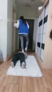 【罗宾】原味白袜裸足深喉到底 bf8101_绳艺库视频下载