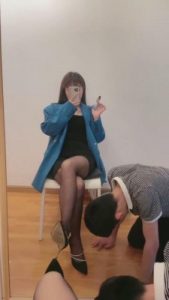 【风吟女神】贱狗狂吃踩烂的酸奶和洗脚水 bf8764_绳艺库视频下载