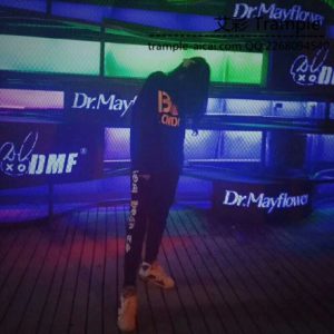 剧情健身美女篮球鞋踢裆虐打老公_绳艺库视频下载