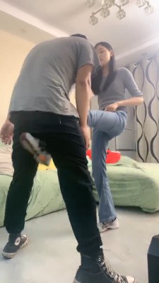 套路直播视频【艾莉】运动鞋重度提档-全体重踩踏 bf26799_绳艺库视频下载