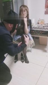 【宝儿】浓痰口水耳光贱狗来讨打【完整版】 bf10420_绳艺库视频下载