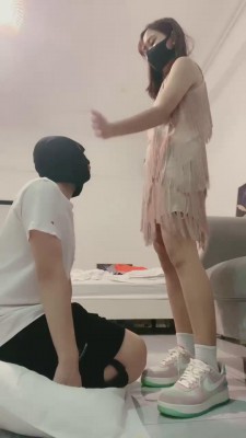 【小劳拉】被表妹狂抽耳光 bf13682_绳艺库视频下载