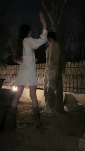 套路直播视频【沅芷大人】捆绑树上强制耳光/踢踹/重口-舔脏鞋底吃泥巴 bf25443_绳艺库视频下载