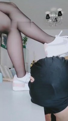 【茶】运动鞋开发狗子舌头 bf8265_绳艺库视频下载