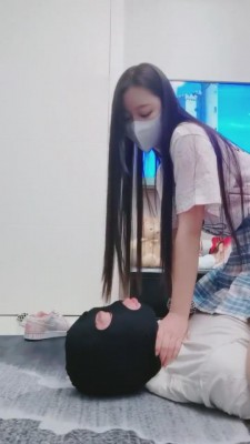 【猫神大人】丝袜窒息直接圣水 bf9220_绳艺库视频下载