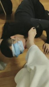 【文文文】白袜窒息-腿绞-深喉 bf3386_绳艺库视频下载