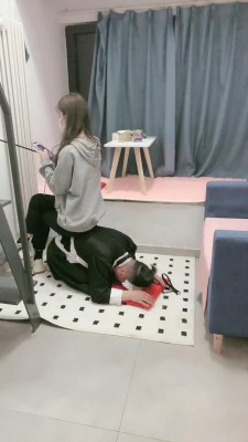 【晚晚】男保姆日常伺候/全体重踩背/钻胯/舔脏鞋底 bf27106_绳艺库视频下载