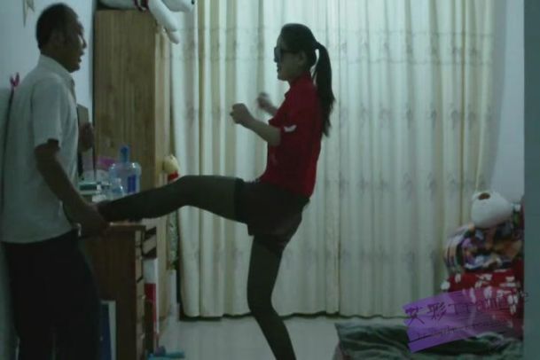 叛逆女弟子（上）–高抬腿踩脖子吐血_绳艺库视频下载