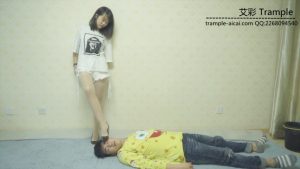 宅七跺脸半小时_绳艺库视频下载