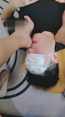 【汤六针】情侣主羞辱脚下奴【完整版】 bf4761_绳艺库视频下载