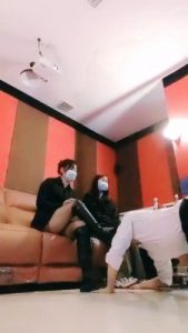 【萱萱】双美女-私人影院无情跺踩-新道具窒息【双视角版】 bf27109_绳艺库视频下载