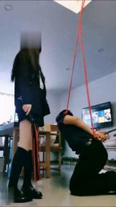 【猫神大人】学生S长靴吊绑老师虐【双视角版】 bf17686_绳艺库视频下载