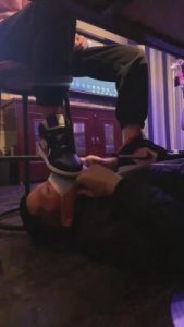 【文文文】KTV被两位陪酒小妹暴虐 bf6723_绳艺库视频下载