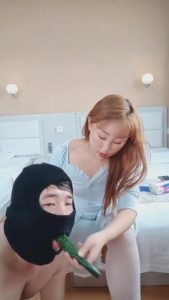 【莉娜】姐夫沦为脚下贱狗【上】 bf6749_绳艺库视频下载