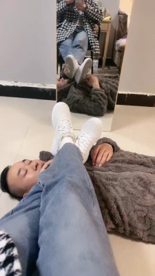 【惜沫】小白鞋白袜辱脚垫 bf21257_绳艺库视频下载