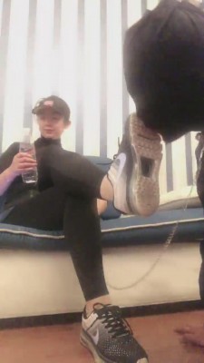 【霜霜】健身后超臭原味辱狗 bf13666_绳艺库视频下载