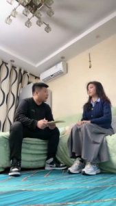 套路直播视频【素人星探】开发应聘小姐姐做S-耳光/踩踏/掐脖/下跪磕头 bf26662_绳艺库视频下载