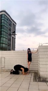 【Fiona菲菲】天台调教尾随狗 bf21488_绳艺库视频下载