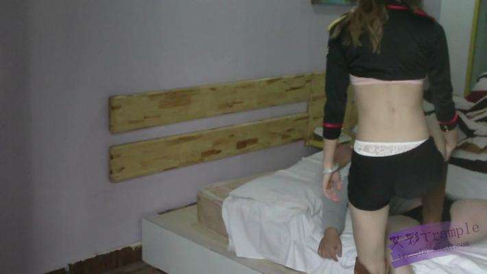 跆拳道美女揉虐不老实的奴_绳艺库视频下载