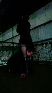 套路直播视频【甜心教主】户外遛狗/长靴腿绞/丝袜脚踩踏 bf24555_绳艺库视频下载