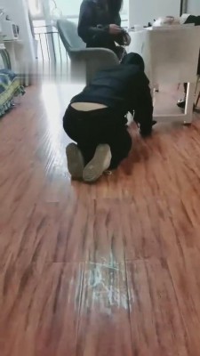 【羽珊】带着狗子做美甲 bf5638_绳艺库视频下载