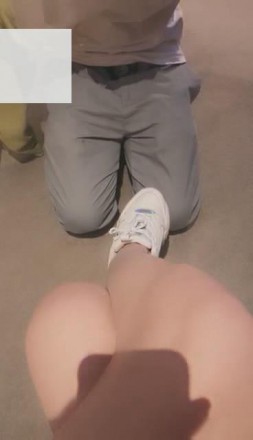 【VIVI】运动鞋白船袜酒店调_绳艺库视频下载