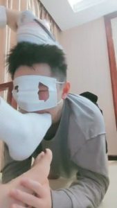 【妮蔻】夜跑后超臭原味脚辱 bf21130_绳艺库视频下载